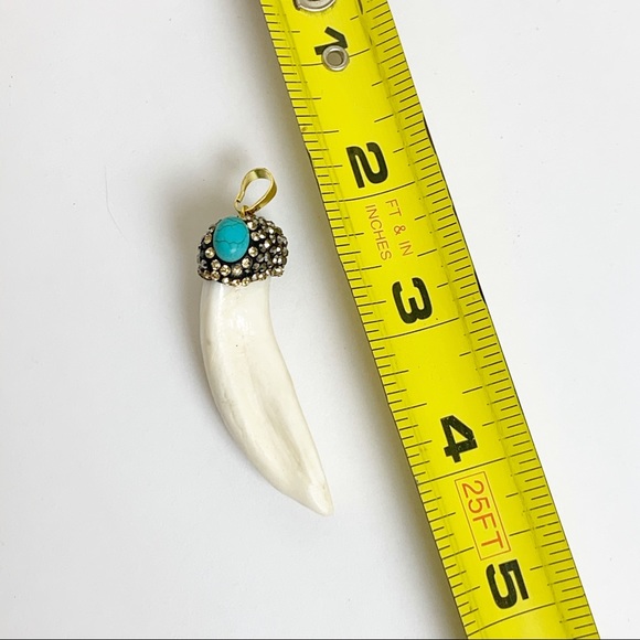 5/25$ Must Buy 5!! Bone Horn Pendant Crystal Turquoise Gold - Picture 5 of 6